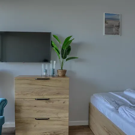 Apartament Okrzei Z Bezposrednim Widokiem Na Morze- Nadmorski Luksus Apartamenty Ustronie Morskie Exterior photo