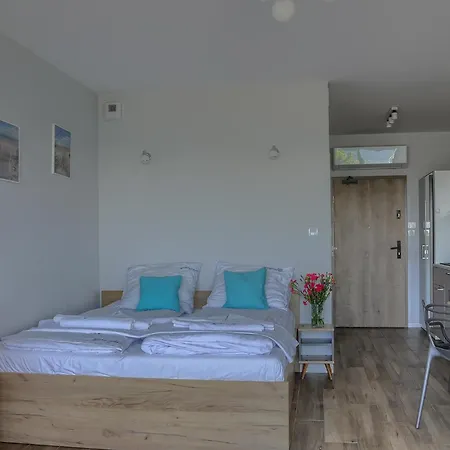 Apartament Okrzei Z Bezposrednim Widokiem Na Morze- Nadmorski Luksus Apartamenty Ustronie Morskie Exterior photo